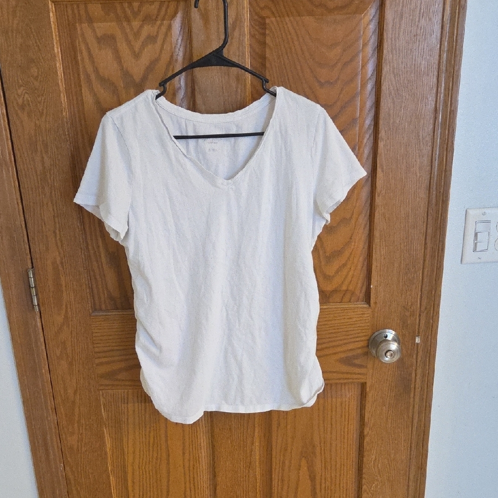 Bundle Of 5 Maternity Short Sleeve Tees - Picture 4 of 9